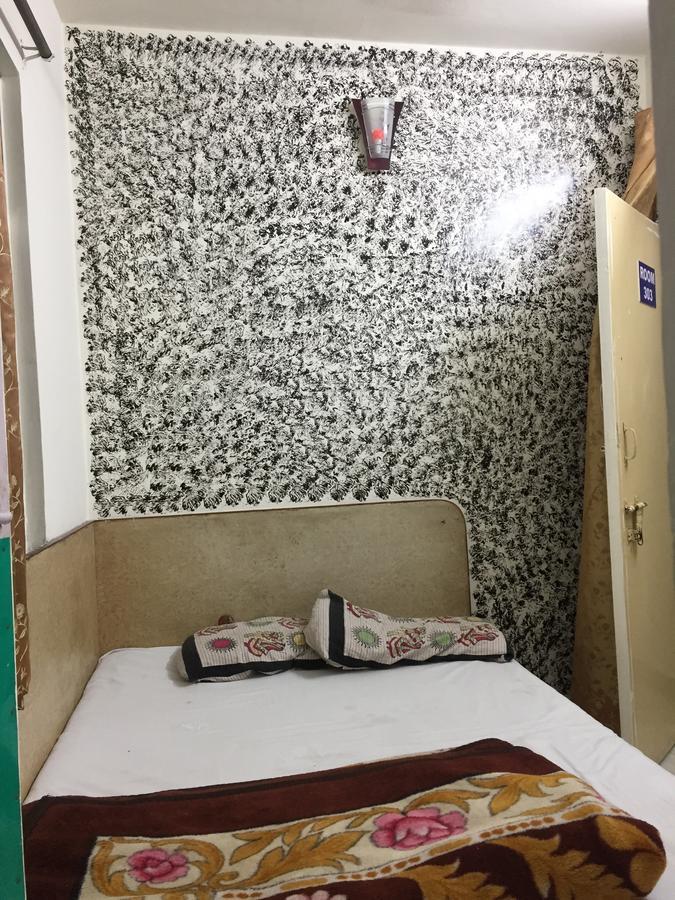 Karam Durga Guest House Nuova Delhi Esterno foto